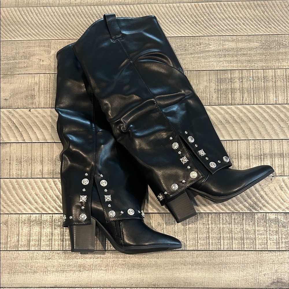 Elegant Black Heeled Boots with Studded Detail